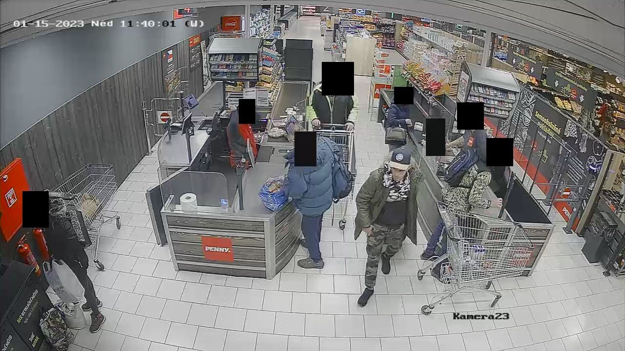 obrázek: Muž kradl zboží v Penny a na prodavačku vytáhl obušek. Nepoznáte ho?