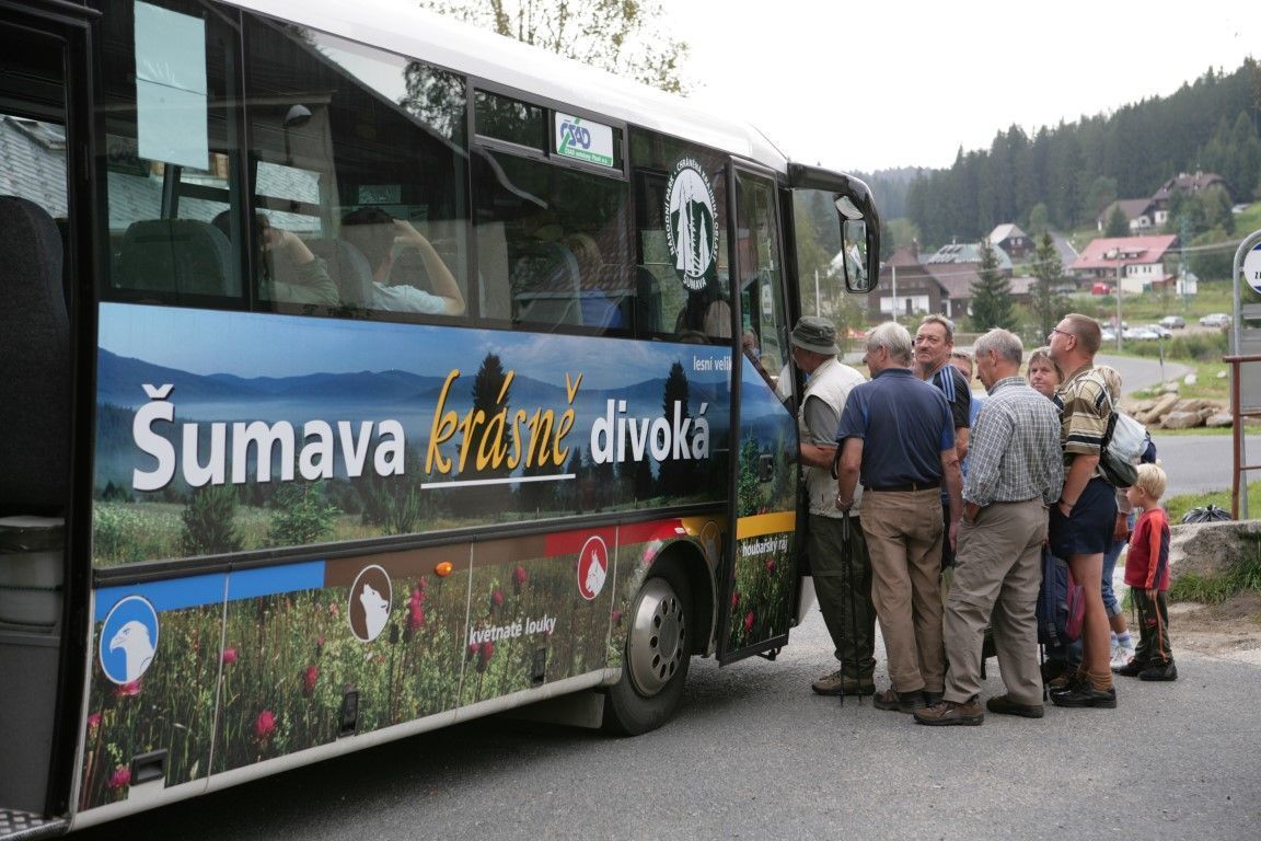 obrázek: Zelené autobusy na Šumavě opět v létě jezdí