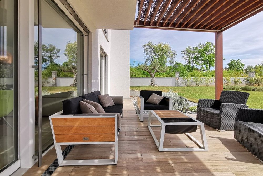 Nemůžete se dočkat léta? Využijte zimu na vylepšení vaší terasy