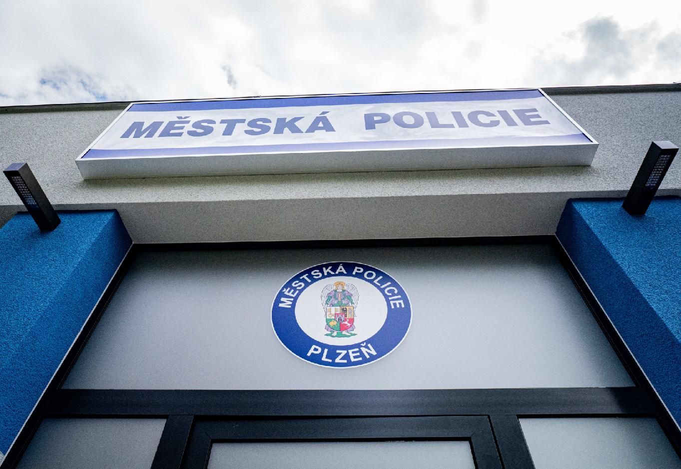 obrázek: Městská policie má na Lochotíně moderní a prostornější zázemí 