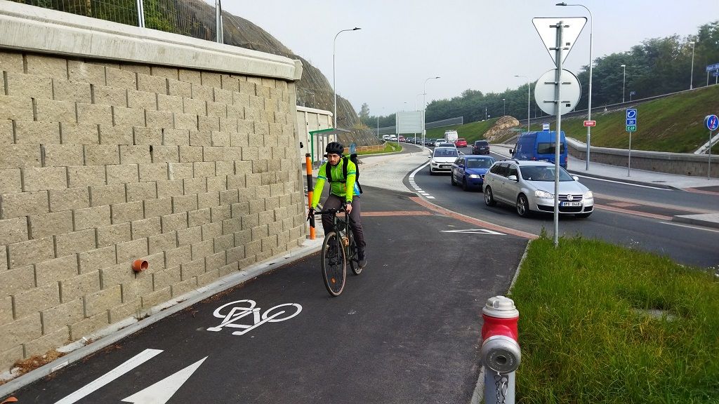 obrázek: Otevřela se nová plzeňská stezka v ulici Na Sudech
