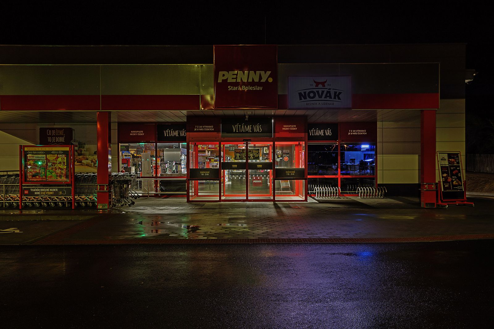 Penny Markety v kraji v sobotu večer zhasnou pro Zemi