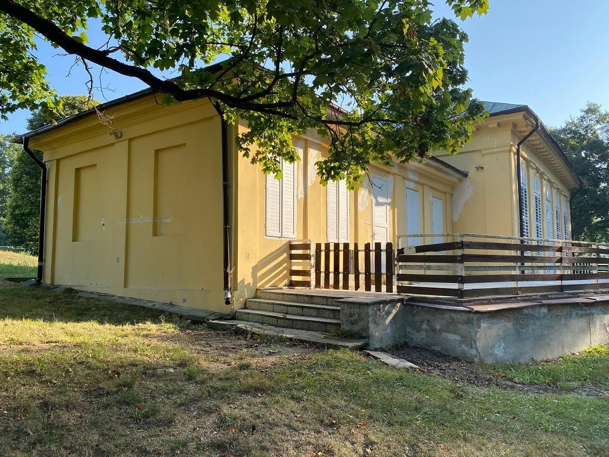 obrázek: Plzeň opraví ikonický lochotínský pavilonek. Můžete pomoci s hledáním využití