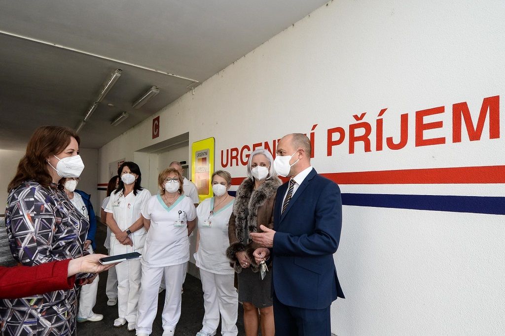 obrázek: Plzeň poděkovala pracovníkům Fakultní nemocnice Plzeň. Poslala jim dary
