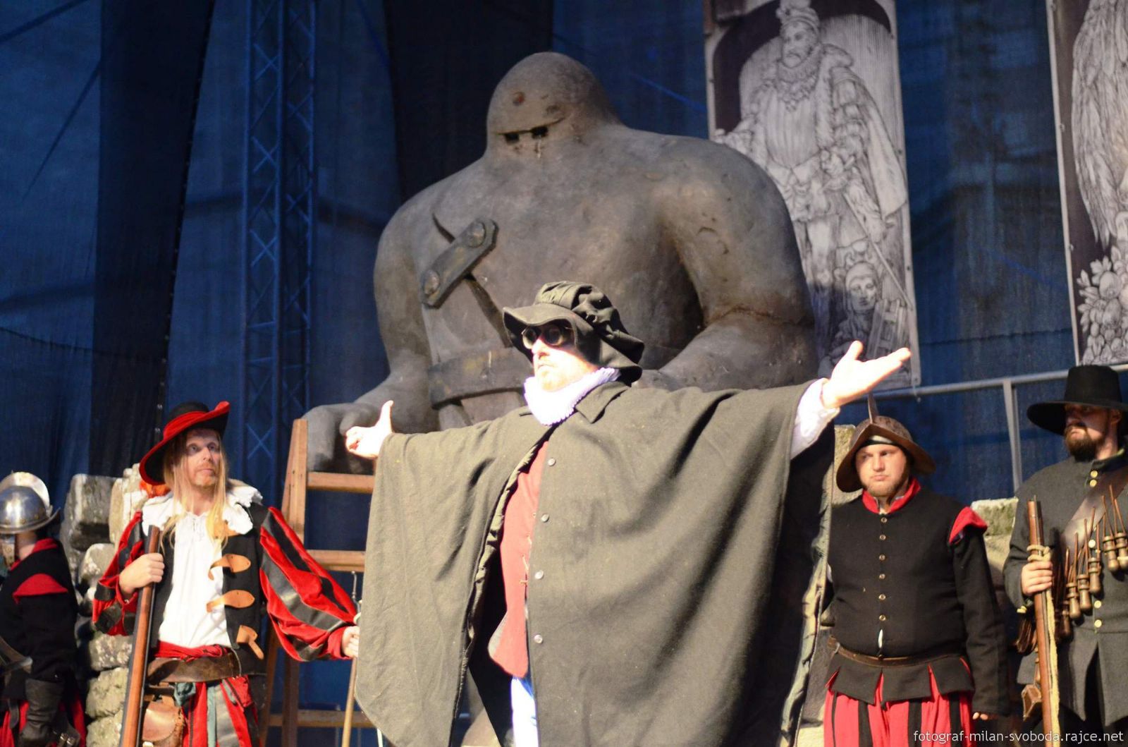 Plzeňský písař oživil na Historickém víkendu bájnou postavu Golema