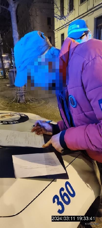 obrázek: Popíjel na Americké, přišel o lahev