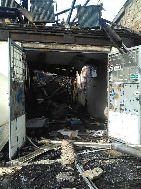 obrázek: Požár ubytovny na Karlově citelně poškodil i okolní podnikatele