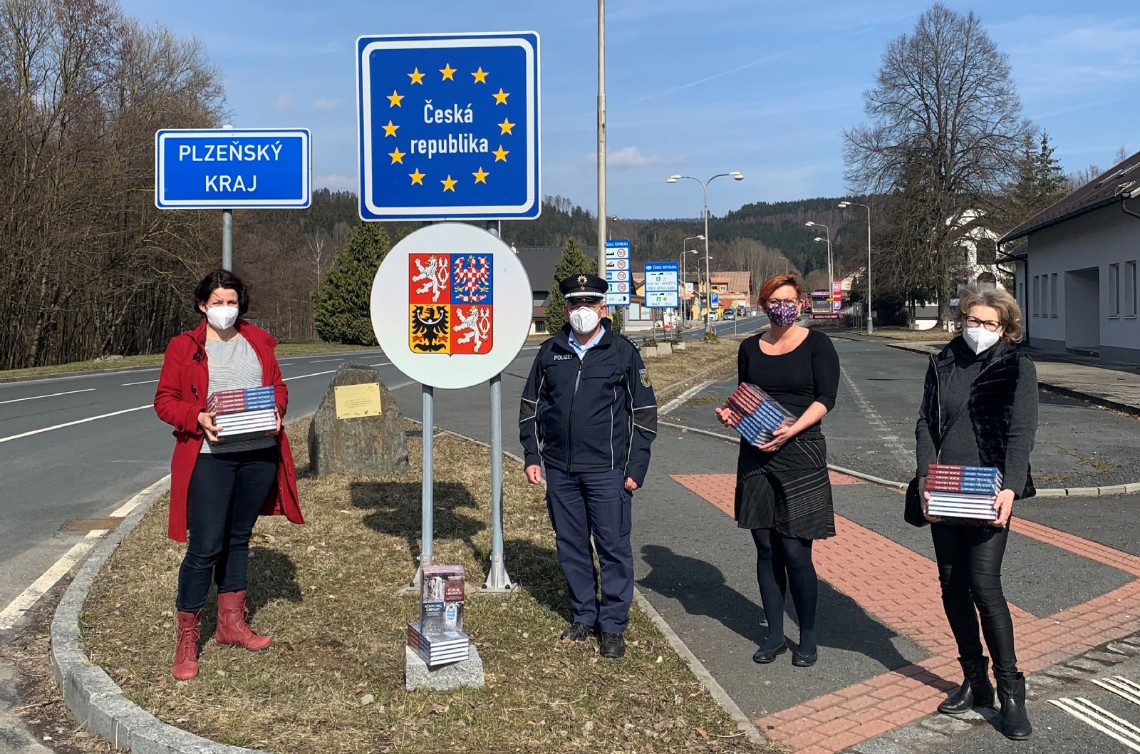 Pozor, hranice! Pašování literatury za podpory policie