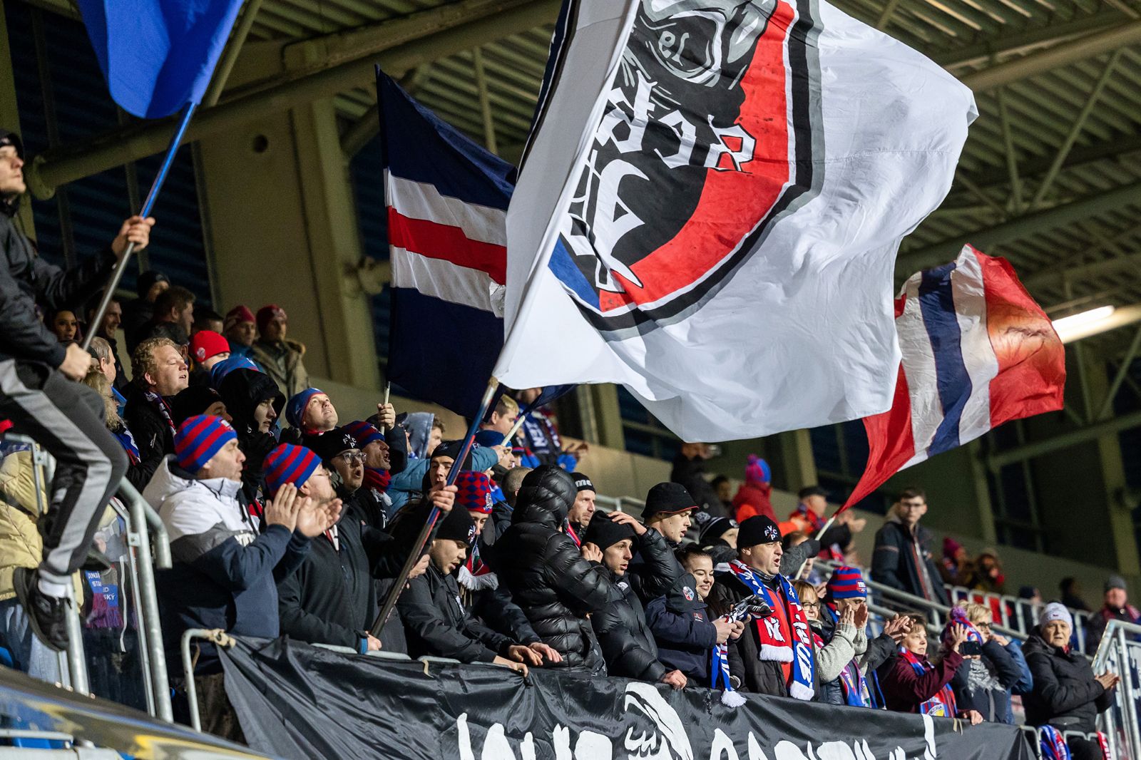 S Doosan Arenou se viktoriáni rozloučili výhrou nad Libercem