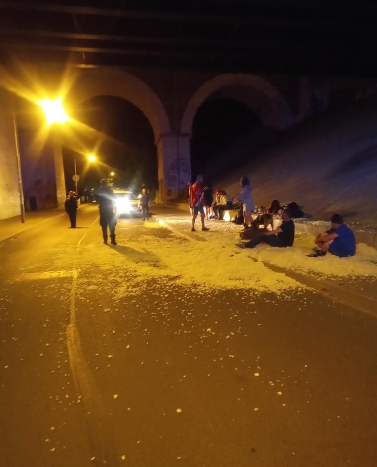 obrázek: Sníh do ulic navrací bezdomovci s matrací