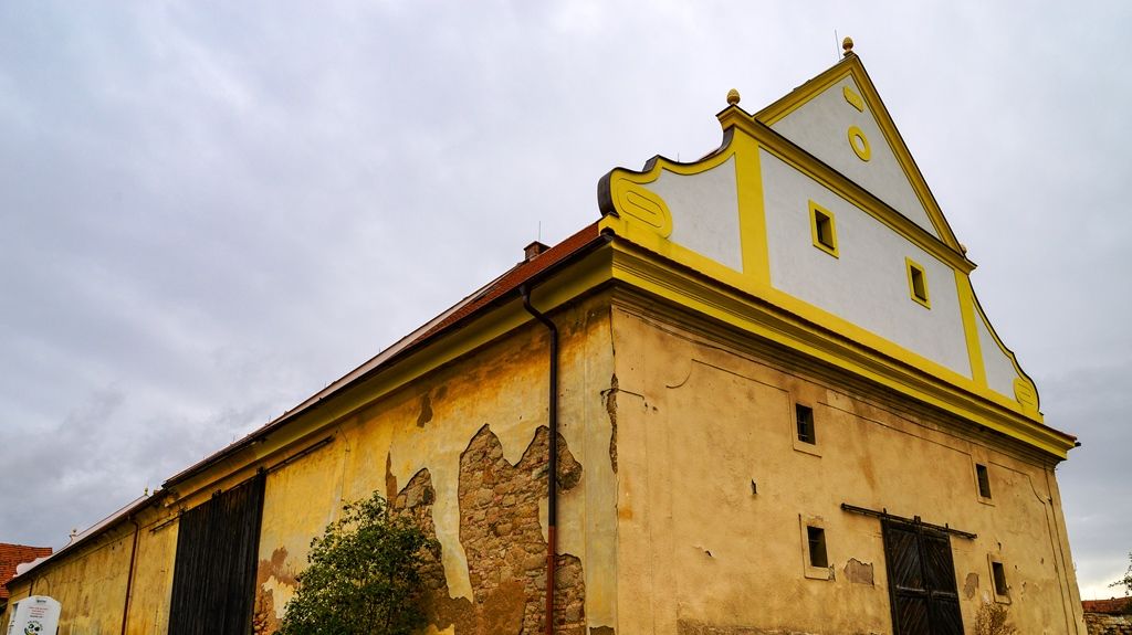 obrázek: Stodola a sýpka Litického dvora se dočkaly opravy