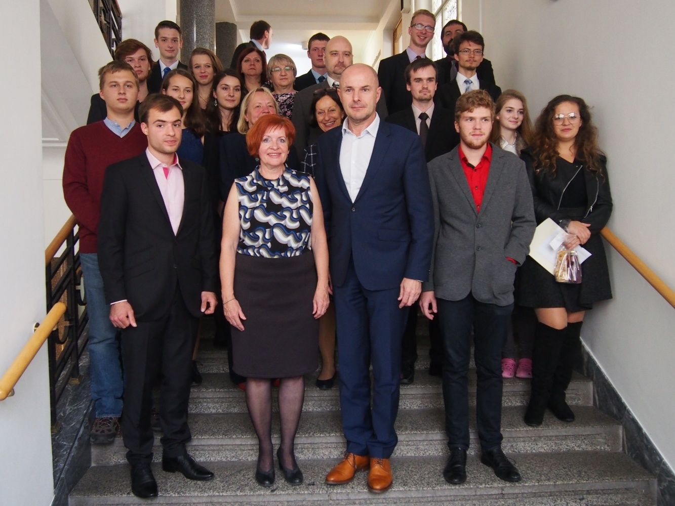 obrázek: Úspěšní žáci a studenti z celostátních soutěží převzali ocenění