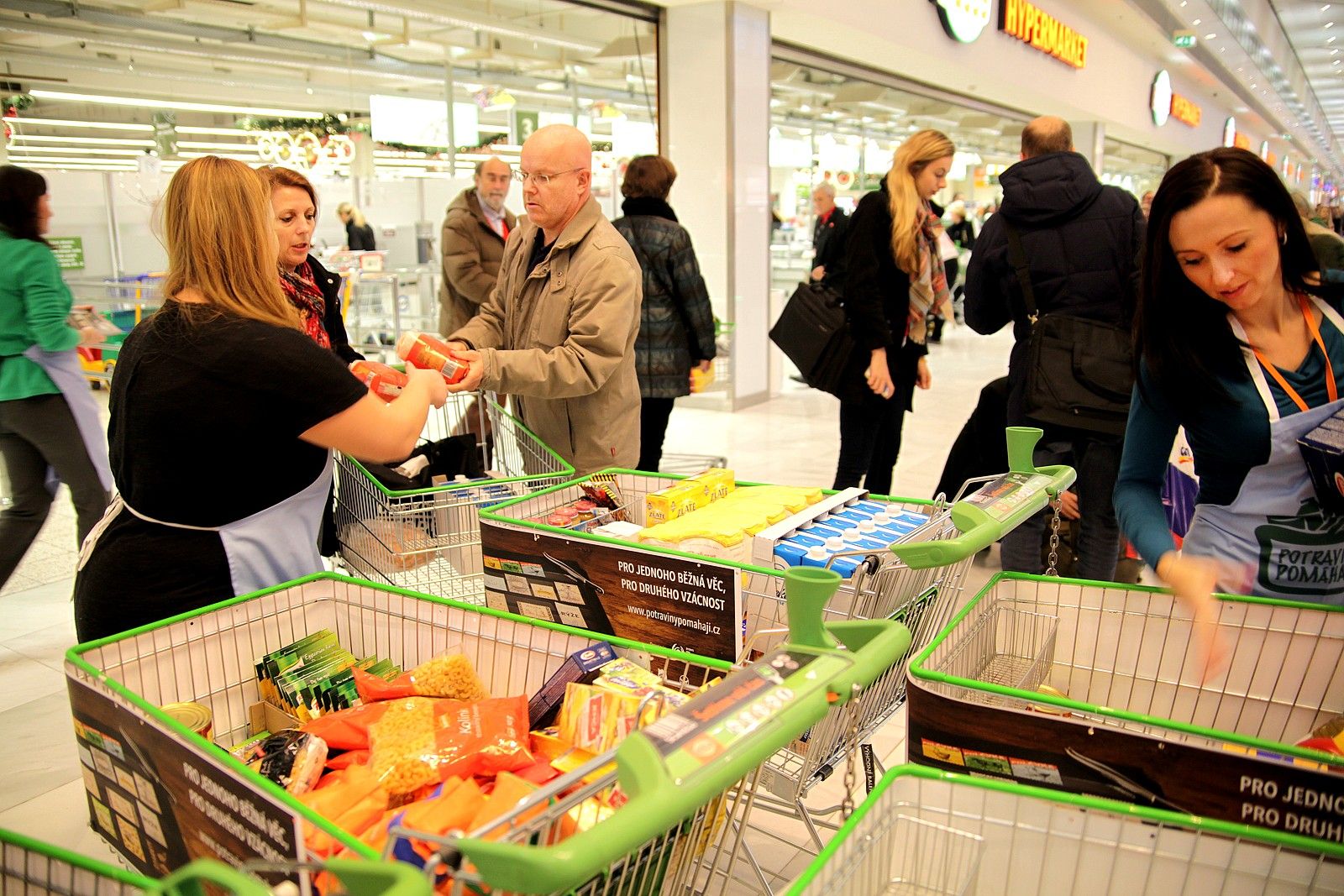 V Plzeňském kraji se v sobotu do Národní potravinové sbírky zapojí 36 obchodů 