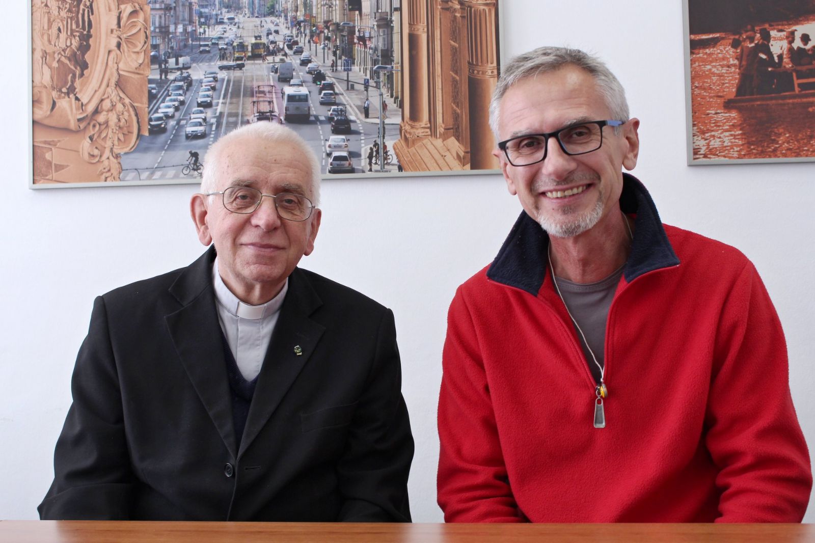 obrázek: Veselé, láskou prosněžené Vánoce. Malí pacienti dostanou kalendáře