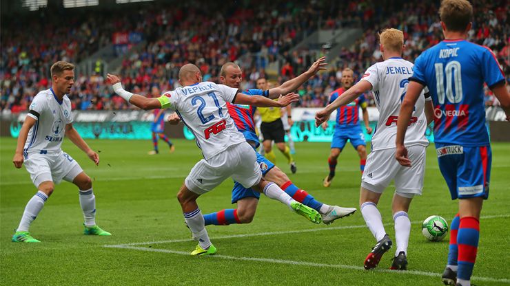 obrázek: Viktorka porazila Olomouc 1:0 brankou žolíka Pilaře, je jediná stoprocentní
