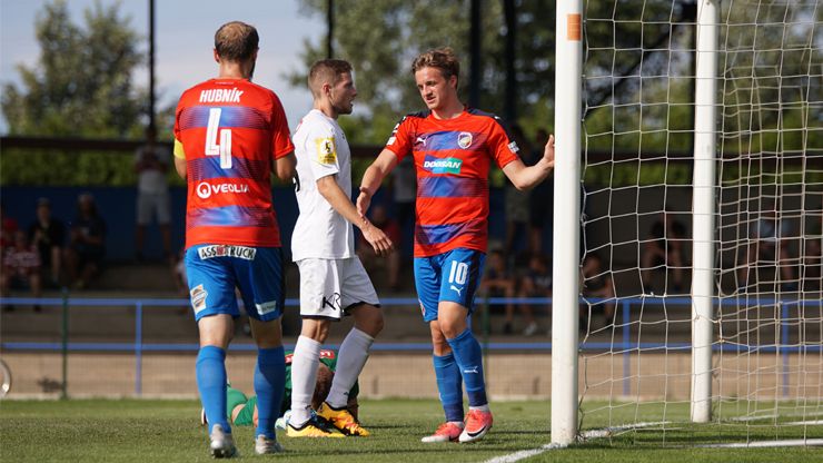 obrázek: Viktorka v přípravě rozstřílela Ústí 8:1