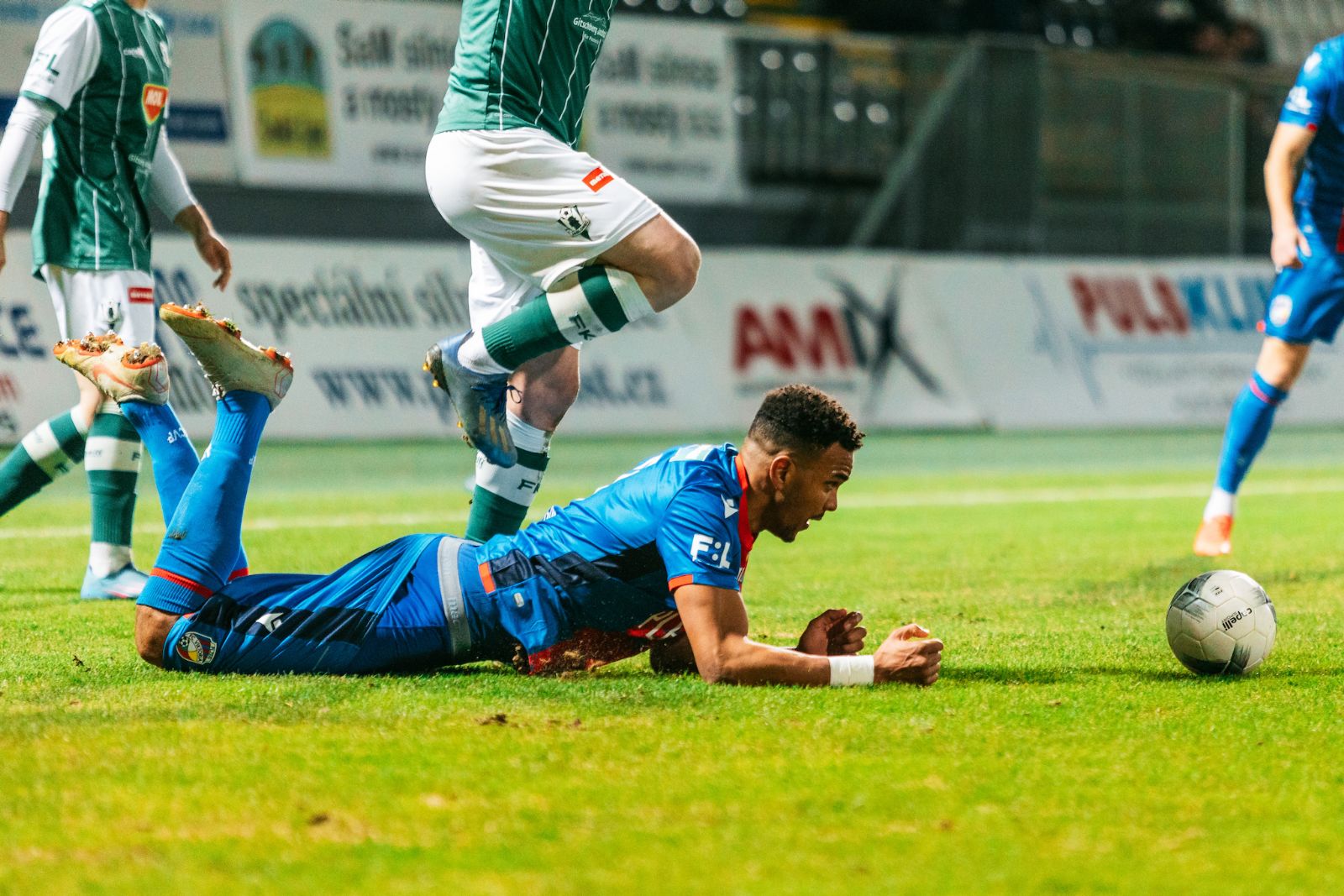 obrázek: Viktorka veze z Jablonce bod, domácí zachránil gólman