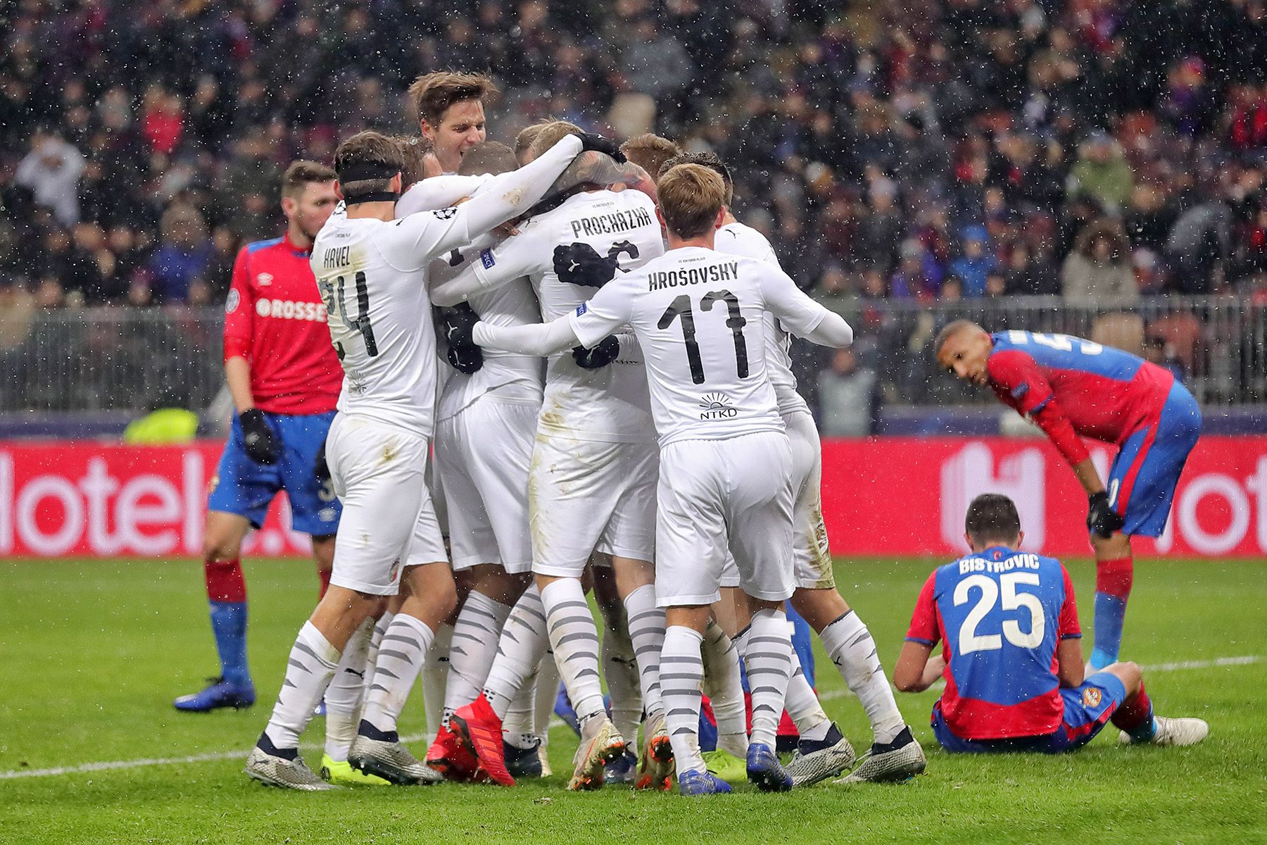 obrázek: Viktorka vyhrála v Moskvě 2:1 a má velké šance na jaro v Evropské lize