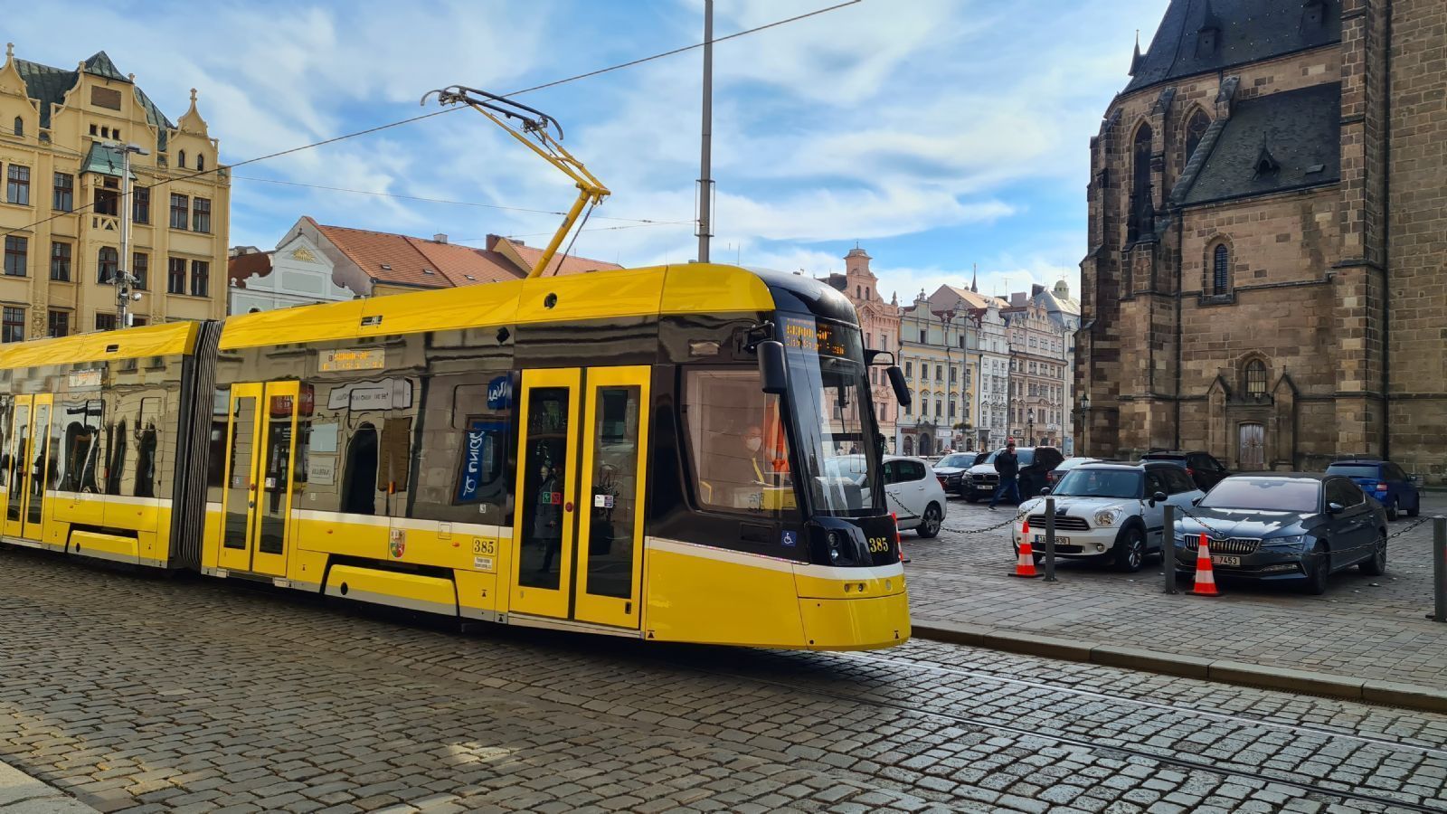 Všechny spoje MHD v Plzni jsou od července bezbariérové