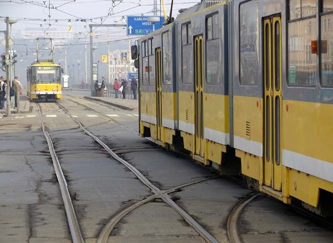 Všechny tramvaje v Plzni jsou pod střechou