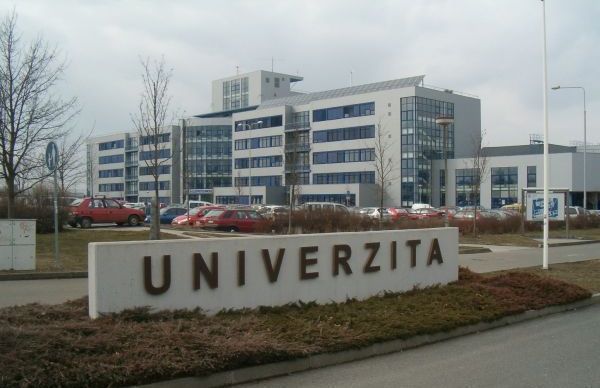 ZČU koupí ještě letos systém hromadného varování