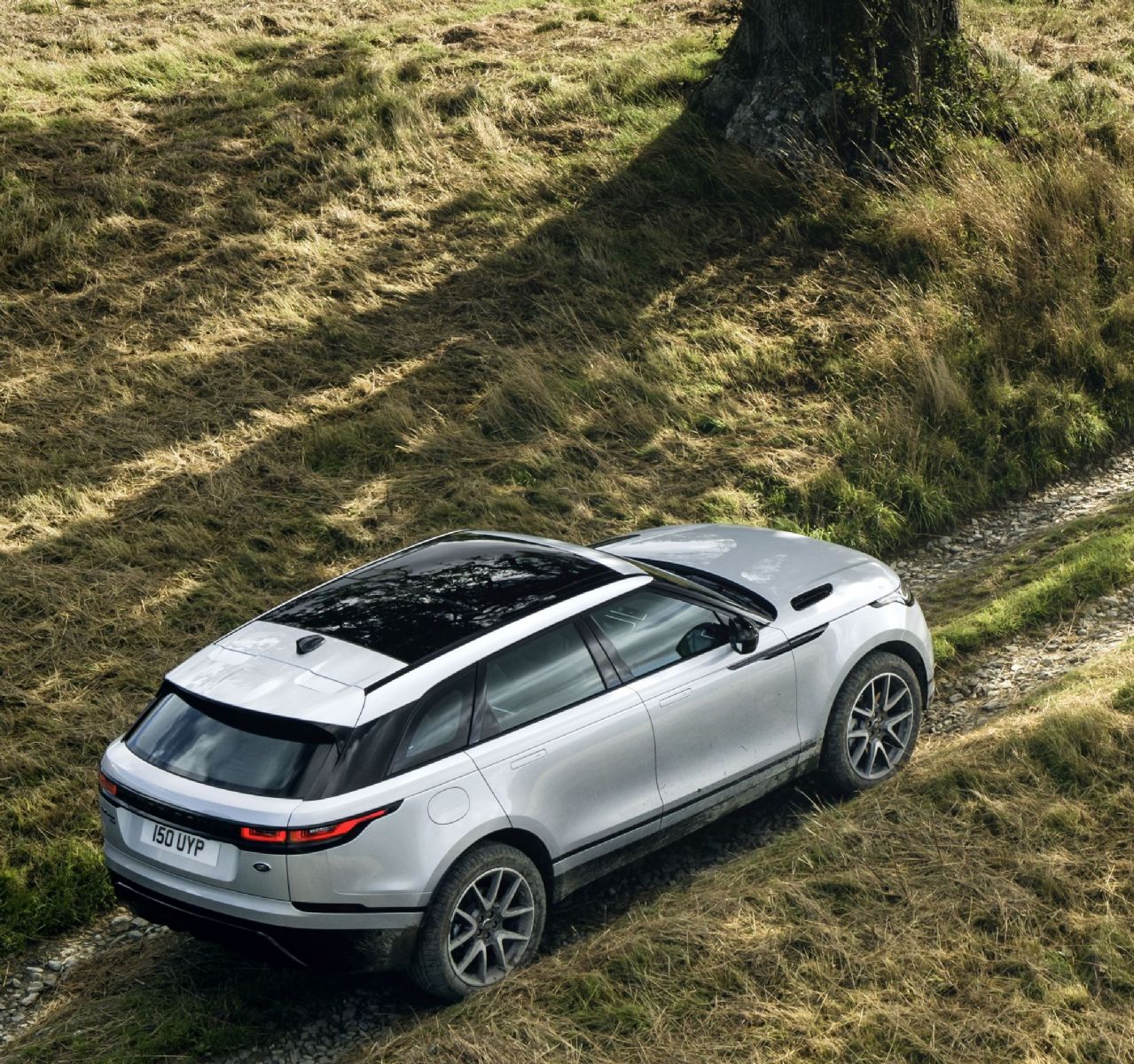 VELAR 2021: PLUG-IN HYBRID