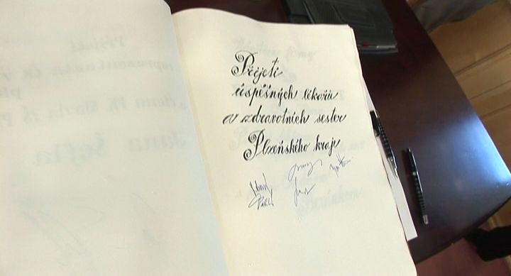 PLZEŇSKÁ 1: Hejtman ocenil nejlepší zdravotníky