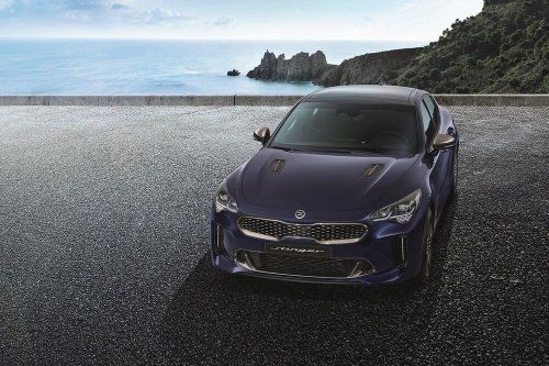 obrázek: Kia odhaluje nový design fastbacku Stinger