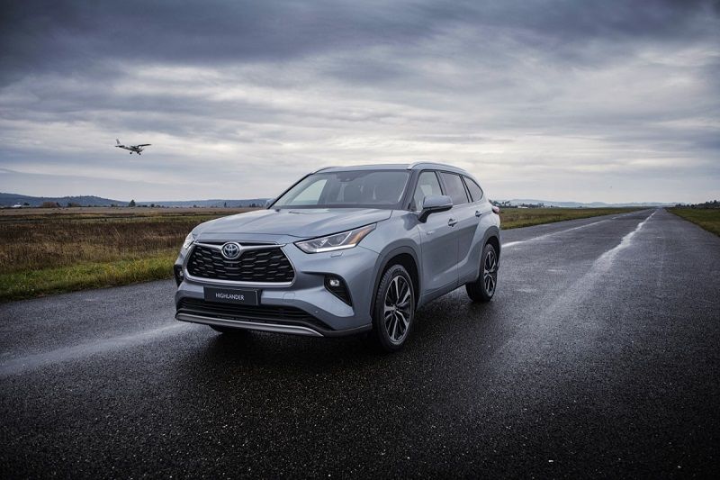 obrázek: Největší hybridní SUV Toyota Highlander míří do ČR