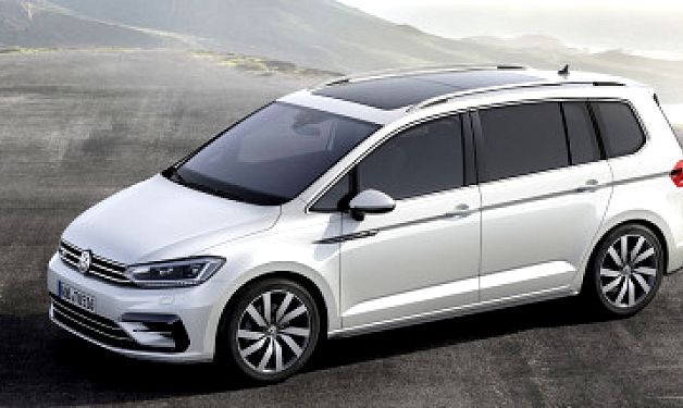 Nový vrcholný motor TDI pro Touran a výbava R-Line