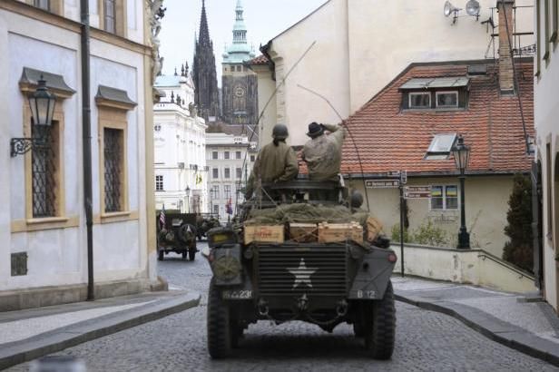 obrázek: Americké armádní stroje vítají jejich konstrukční předkové