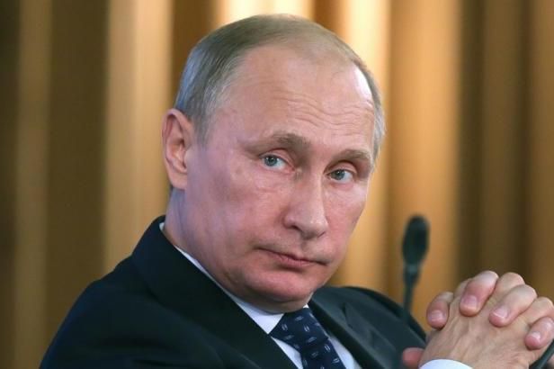 obrázek: Ani Putin, ani Hollande: Praha sčítá odmítnuté pozvánky