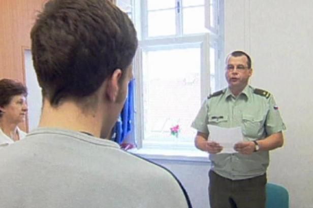 obrázek: Armáda odvede ročně až 70 tisíc lidí
