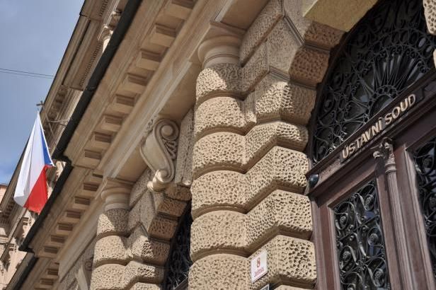 obrázek: Až Ústavní soud uznal, že má nárok na odškodnění za pád na ledu