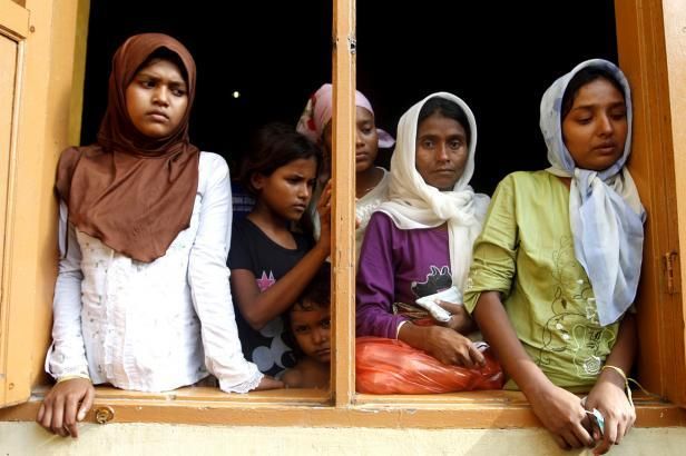 obrázek: Bangladéš chce vystěhovat tisíce Rohingů na ostrov
