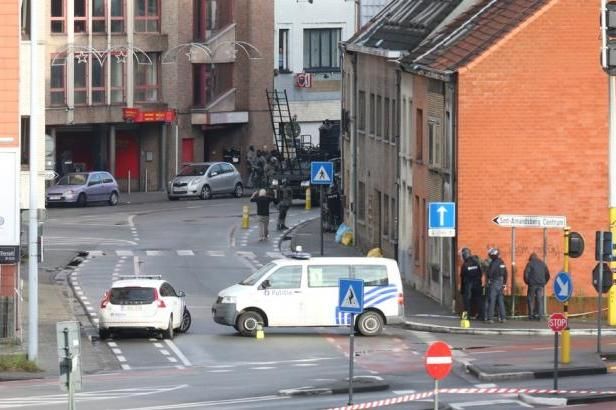 obrázek: 
Belgickou policii oklamal mladík: žádní ozbrojenci s kalašnikovy nebyli
