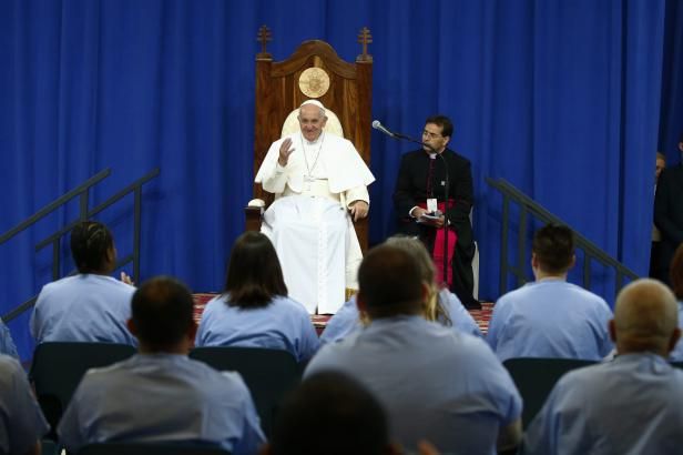 obrázek: „Bůh pláče pro zneužívané děti,“ prohlásil František, který se loučí s nadšenou Amerikou