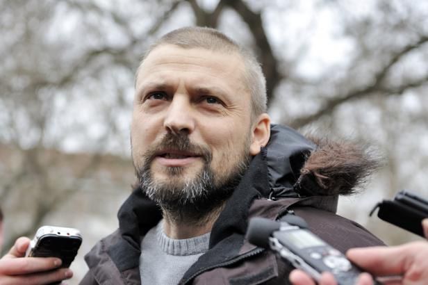 obrázek: Bývalého poslance Pekárka v polovině trestu pustili z vězení