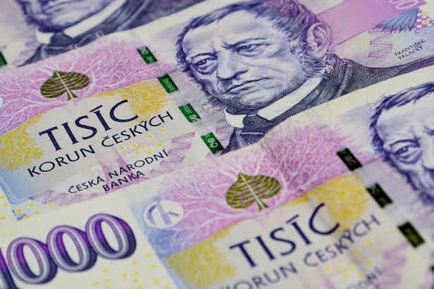 obrázek: Další úder Kobry. Pětice lidí měla krátit na daních 112 milionů