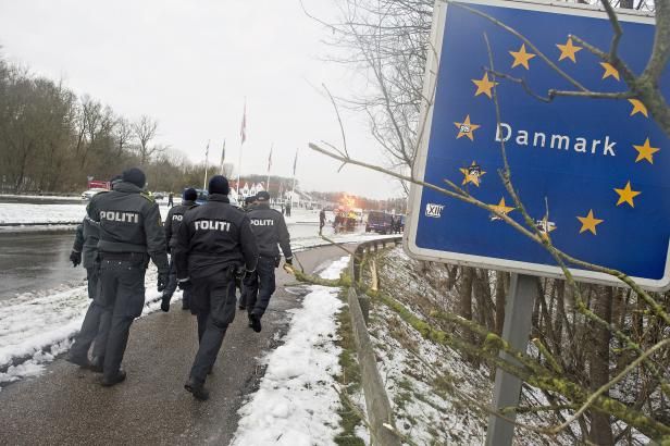 obrázek: Dánsko bude migrantům zabavovat cennosti