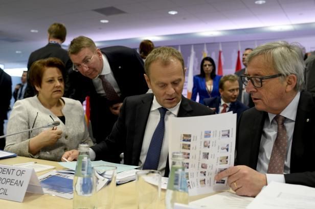 obrázek: EU v Rize slíbila Východu náklonnost či prominutí víz, ale nic víc