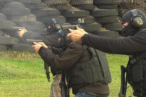 obrázek: 
Evropané jdou do boje proti Islámskému státu. Výcvik podstupují v Česku
