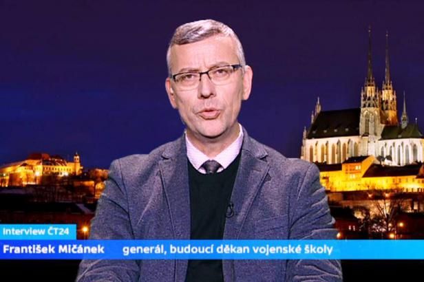 obrázek: Generál Mičánek: Vojenství není jednoduché, je třeba s ním seznamovat už školáky