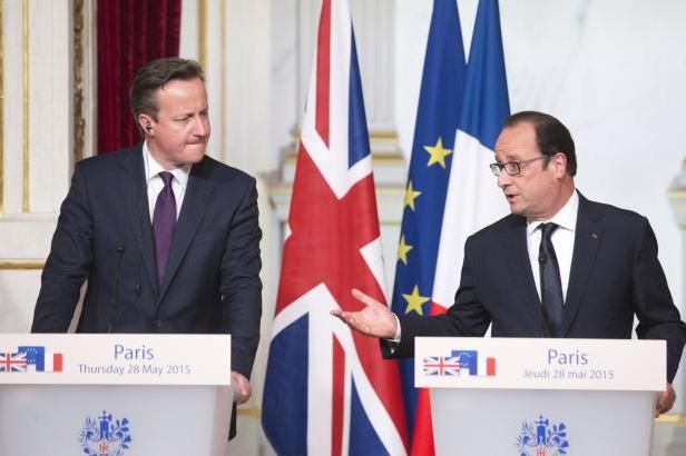 obrázek: Hollande chce Británii v Unii, Cameron žádá 