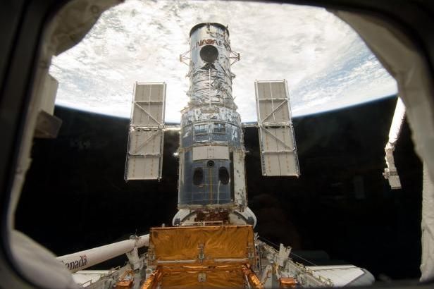 obrázek: Hubbleův teleskop slaví: Ve vesmíru stráví ještě pět let