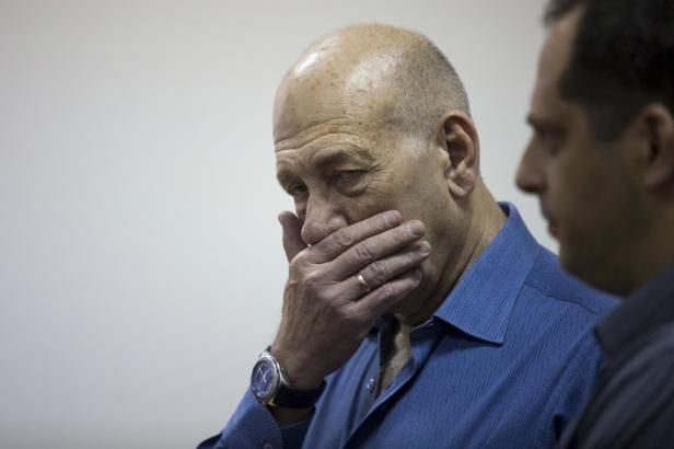 obrázek: Izraelský expremiér Olmert byl opět odsouzen za korupci
