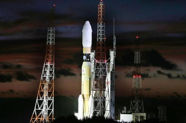 obrázek: Japonská loď doručila na ISS zásilku whisky
