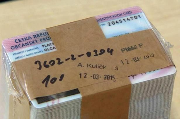 obrázek: Kdo chce novou občanku ještě letos, má kvůli odstávce už jen týden