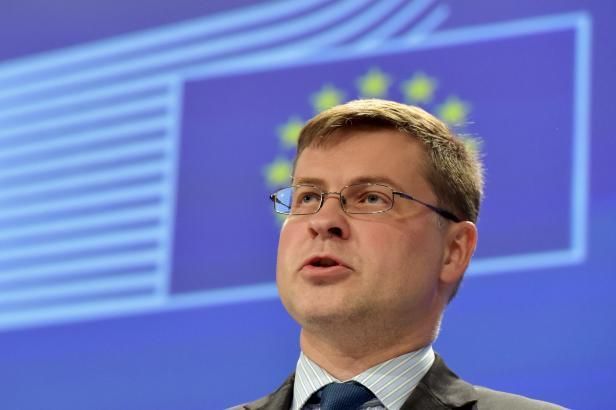 obrázek: Komise začne jednat s Řeckem o detailech pomoci