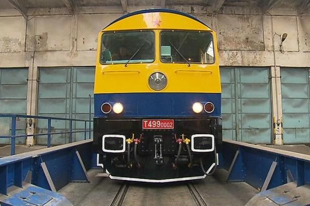 obrázek: Kyklop chytil druhý dech, po kolejích se prohání vlastní silou